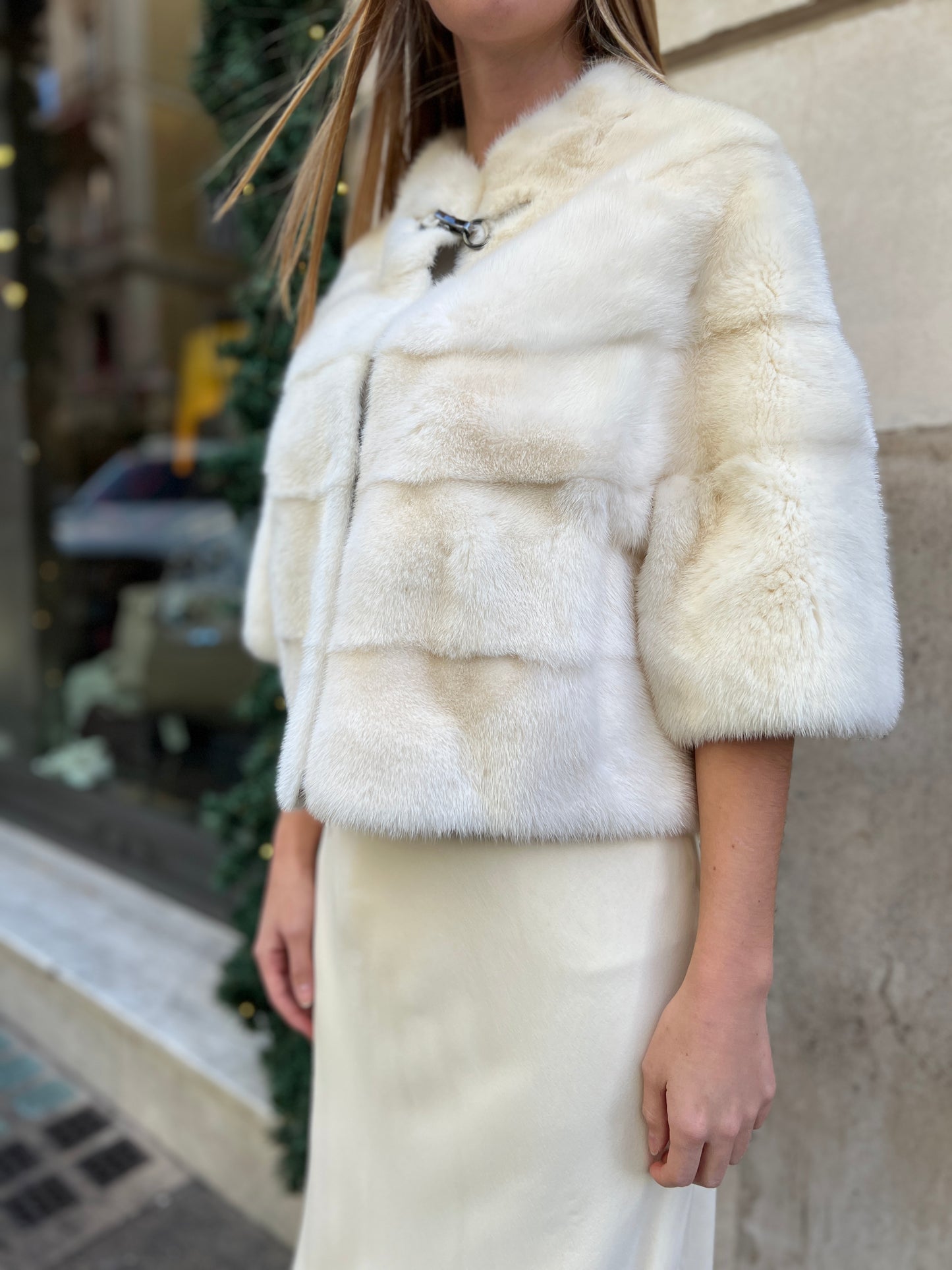 Manzoni 24 cream mink fur