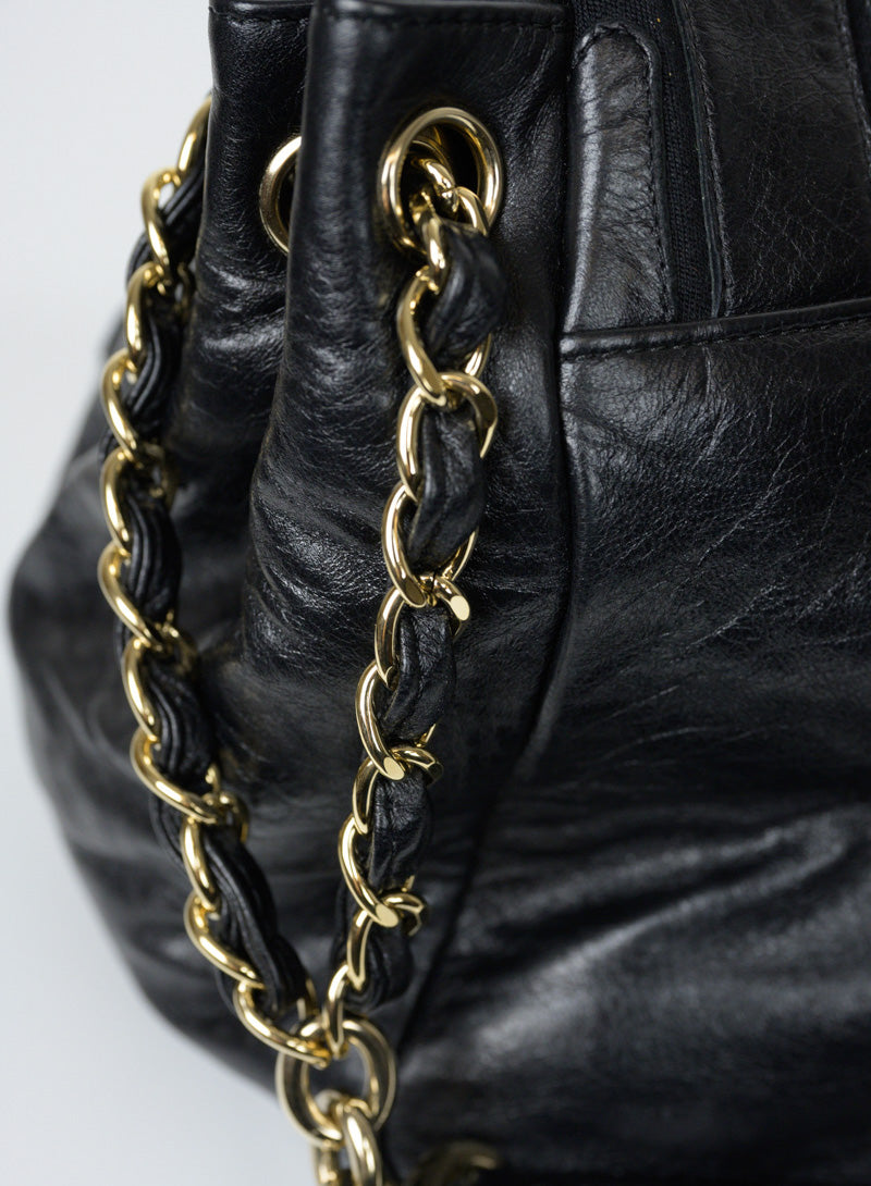 Chanel Borsa in pelle nera effetto lastricato