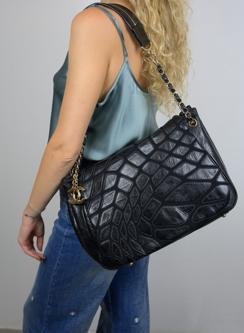Chanel Borsa in pelle nera effetto lastricato