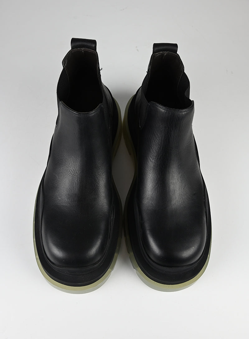 Bottega Veneta Stivaletti Tire in pelle nera - N. 39