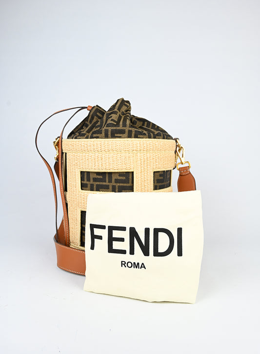 Fendi Borsa Step-out in rafia - lesleyluxuryvintage