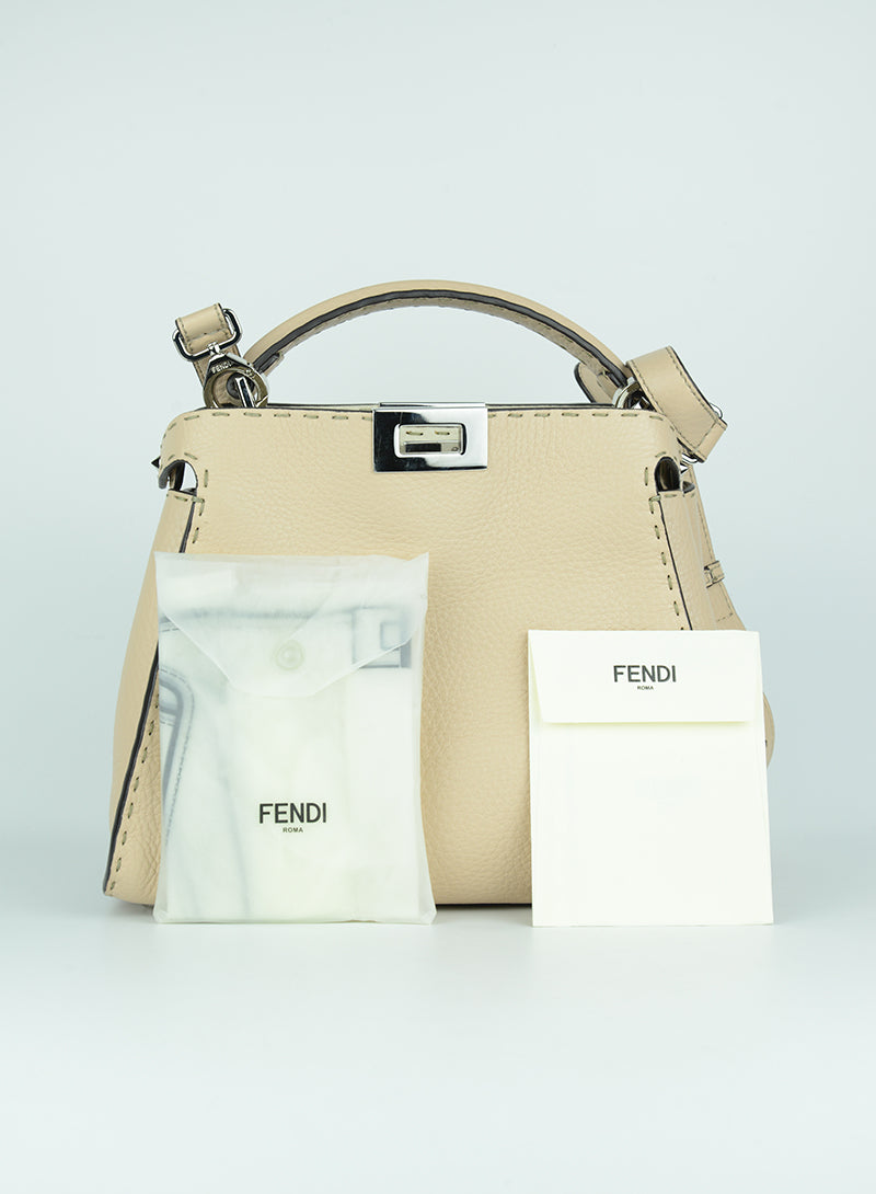 Fendi Selleria Peekaboo Iseeu in pelle rosa cipria