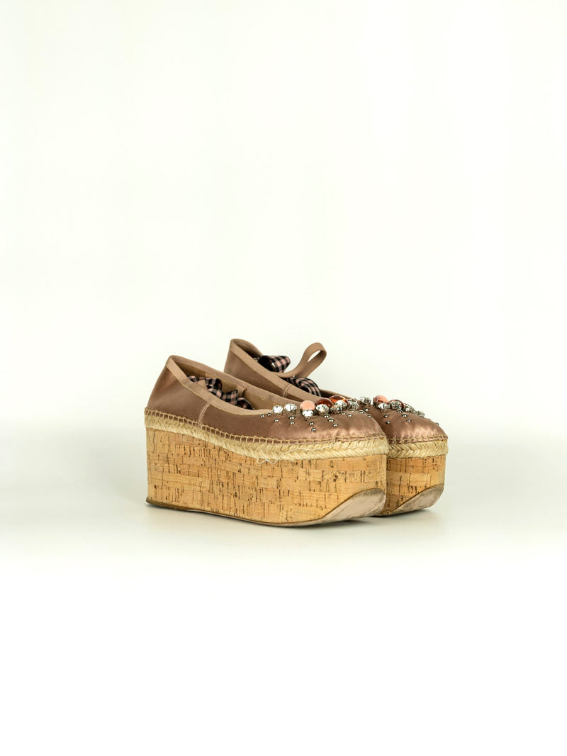 Miu Miu Scarpe con zeppa in raso rosa - N. 39
