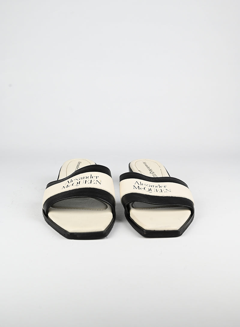 Alexander Mc Queen Sandali bianchi- N. 39