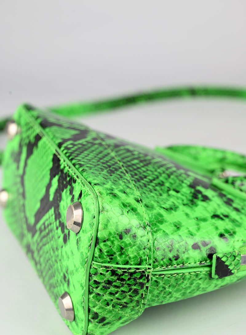 Balenciaga Borsa Ville XXS in pelle verde fluo