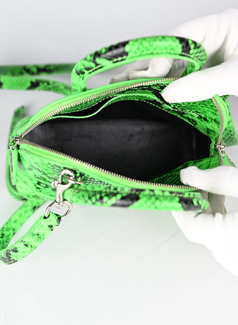 Balenciaga Borsa Ville XXS in pelle verde fluo