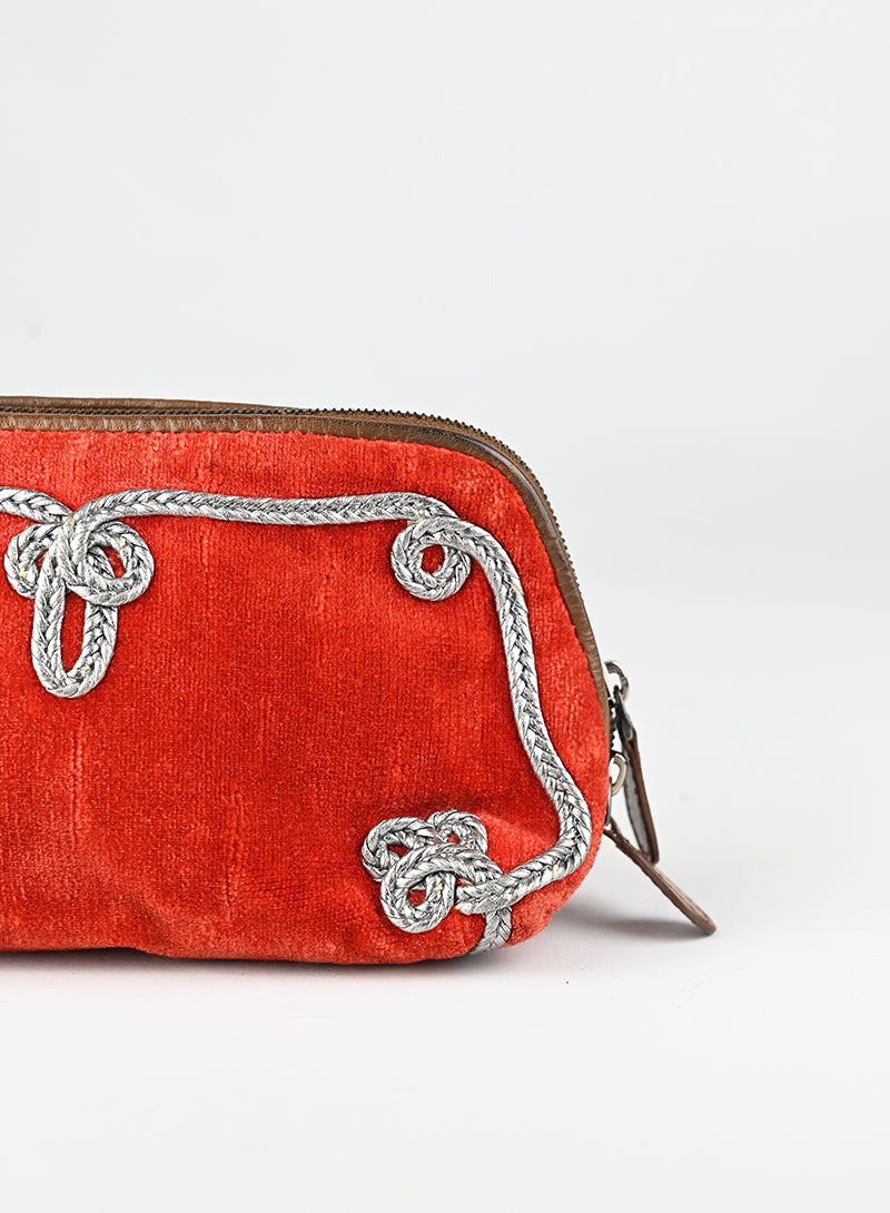 Bottega Veneta Beauty Case in velluto rosso