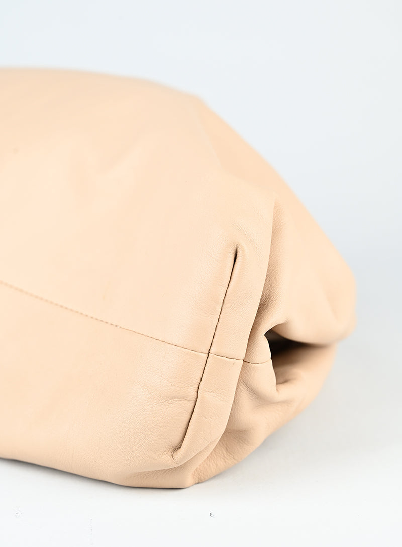 Bottega Veneta Pouch in pelle cipria
