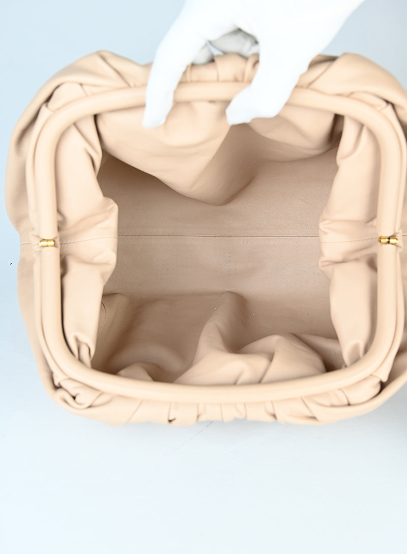 Bottega Veneta Pouch in pelle cipria