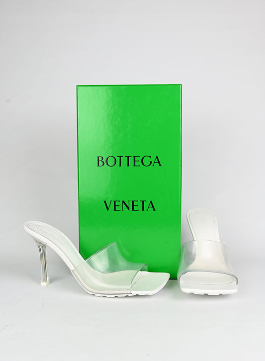 Bottega Veneta Sandali bianchi in pvc - N. 39