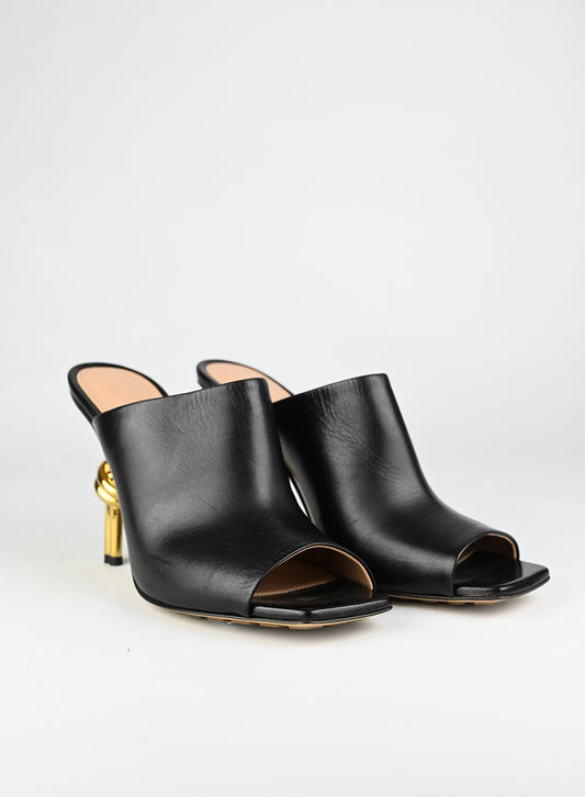 Bottega Veneta Sandali Sabot Knot in pelle nera - N. 39