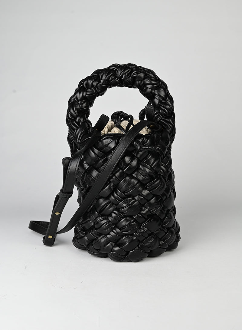 Bottega Veneta Kalimero Bucket in pelle nera