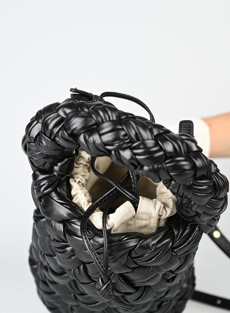 Bottega Veneta Kalimero Bucket in pelle nera