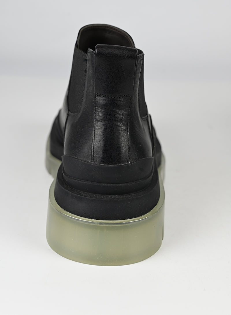 Bottega Veneta Stivaletti Tire in pelle nera - N. 39