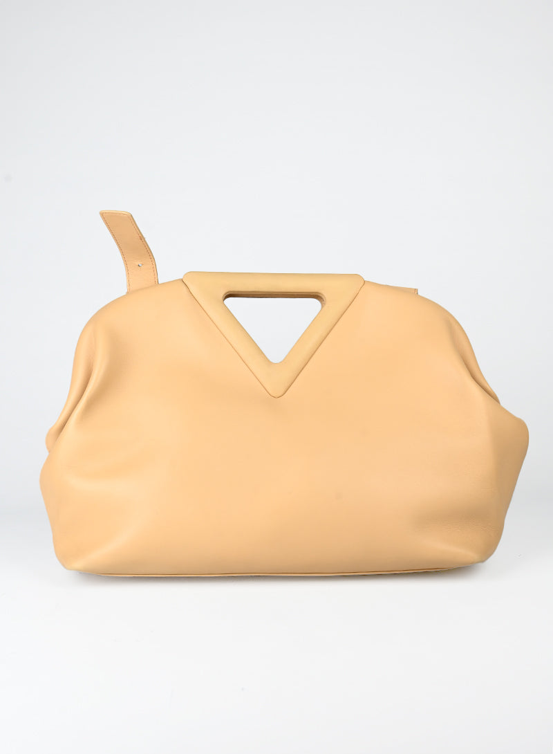 Bottega Veneta Maxi pouch in pelle beige
