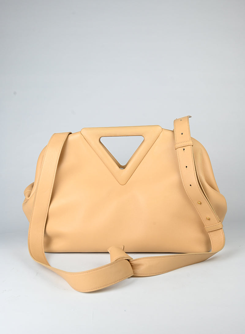 Bottega Veneta Maxi pouch in pelle beige