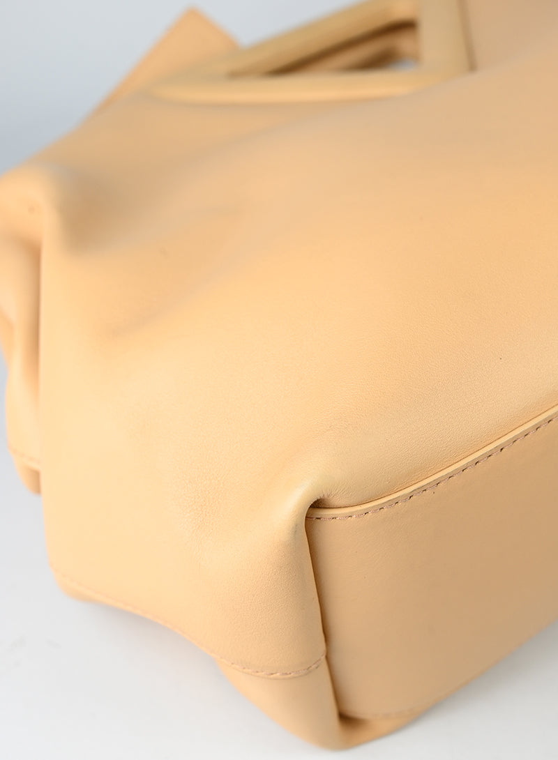 Bottega Veneta Maxi pouch in pelle beige