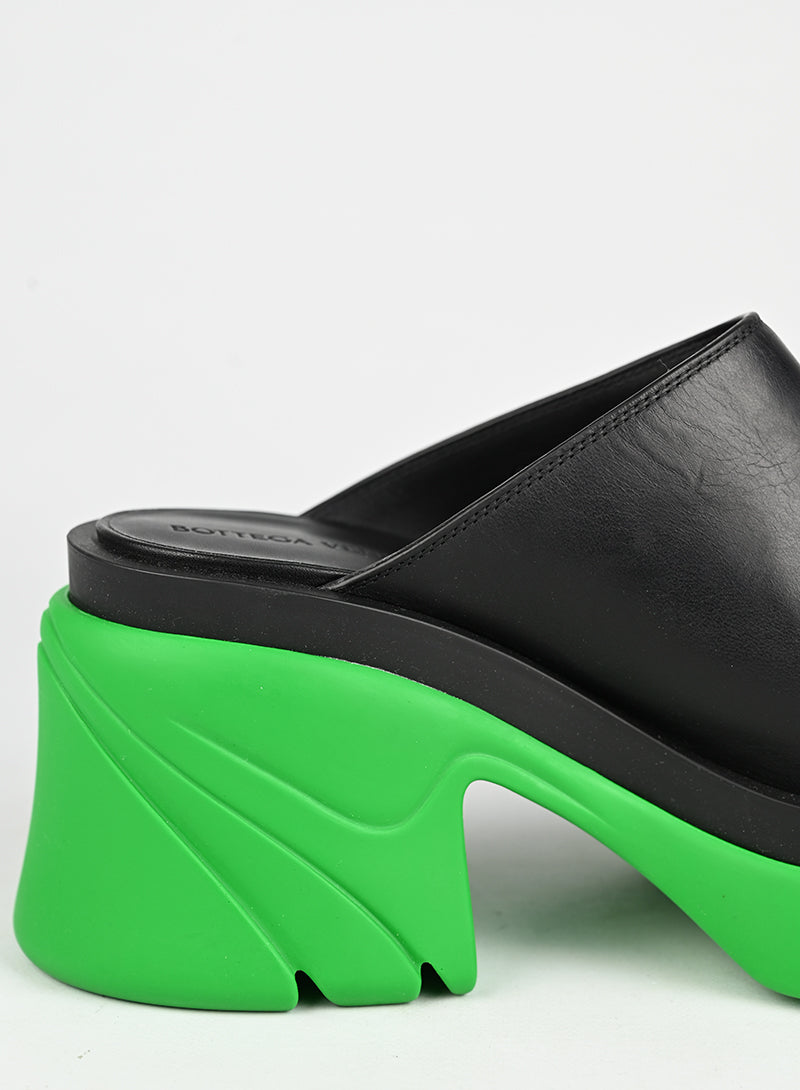 Bottega Veneta Mules in pelle nere e verdi - N. 39