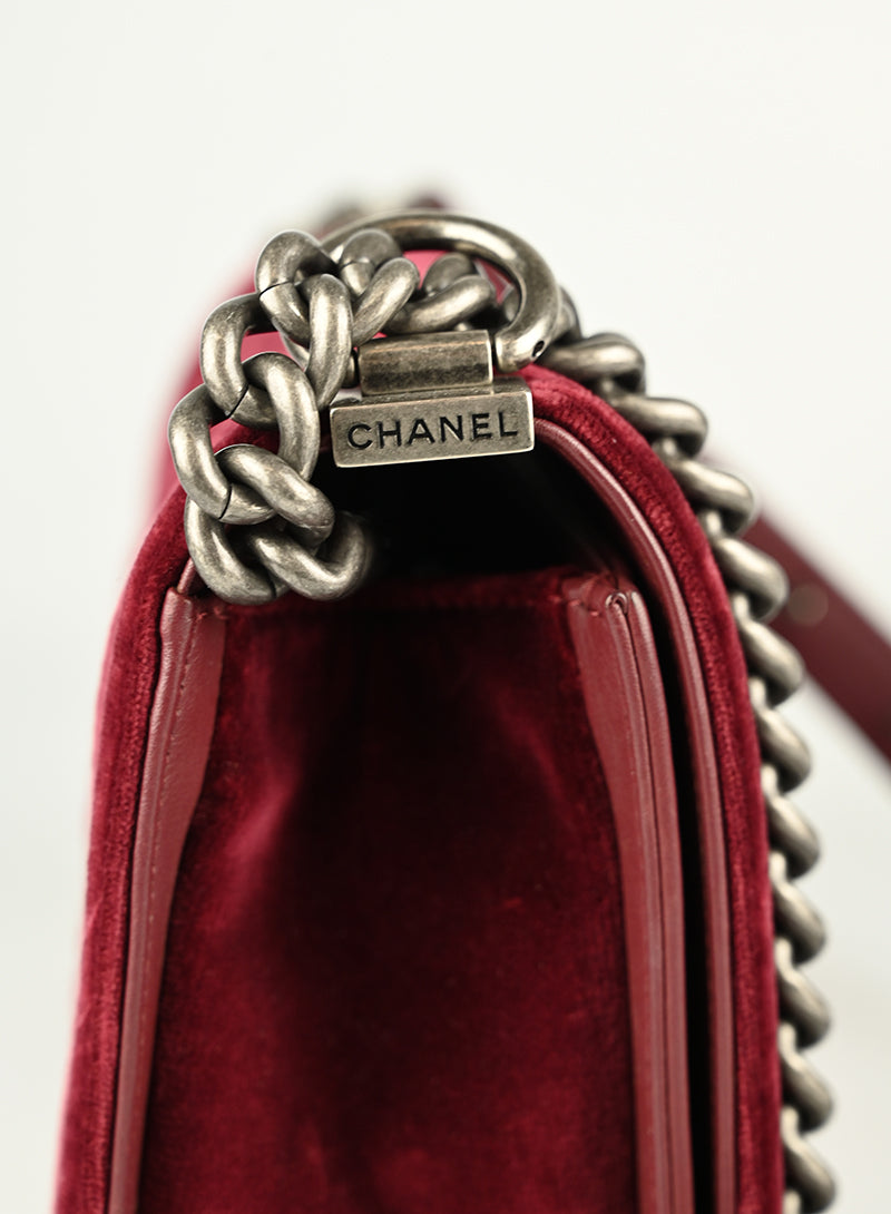 Chanel Borsa Boy in velluto burgundy
