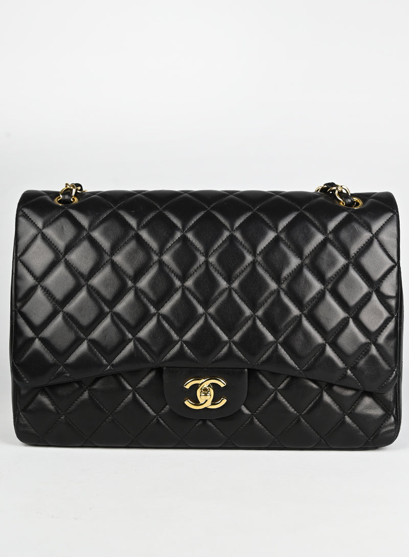 Chanel Borsa Timeless Jumbo in pelle nera
