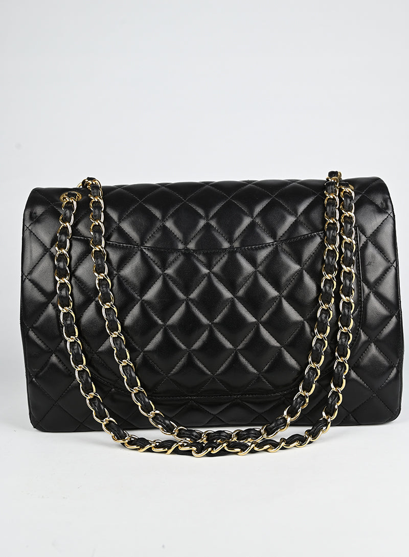 Chanel Borsa Timeless Jumbo in pelle nera