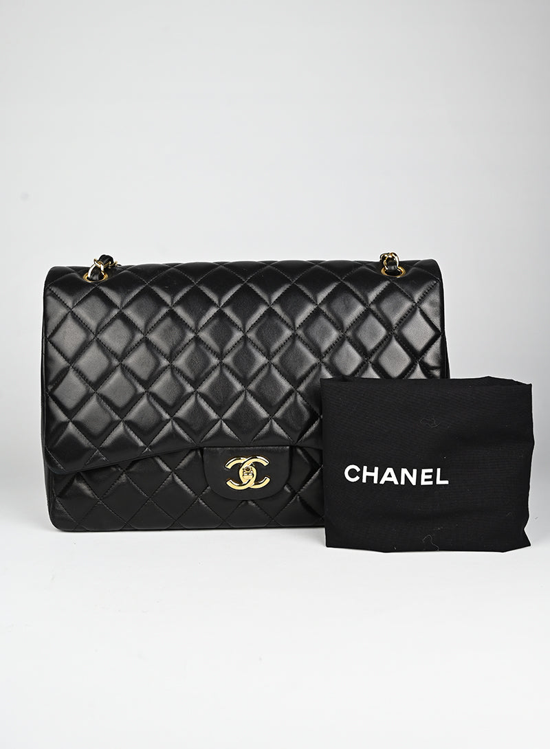 Chanel Borsa Timeless Jumbo in pelle nera