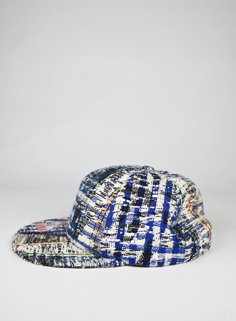 Chanel Cappello Tessuto Bouclé Azzurro e Bianco