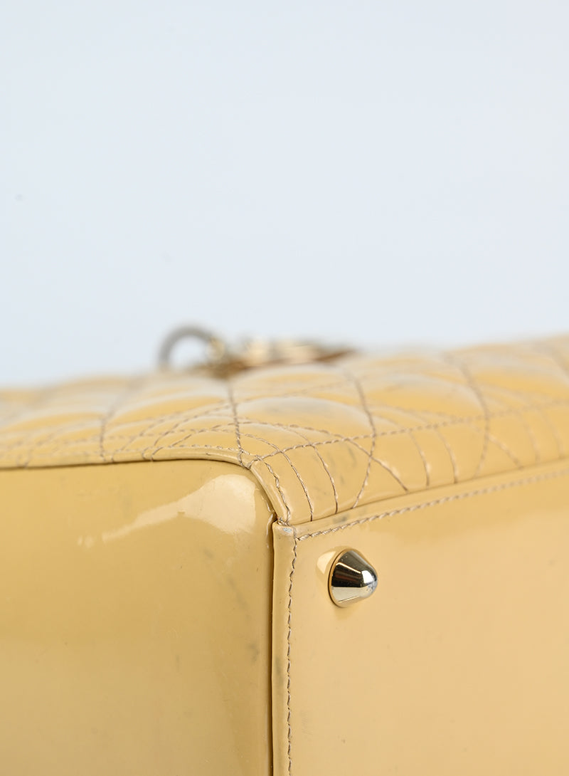 Dior Borsa Lady Dior Large in vernice beige