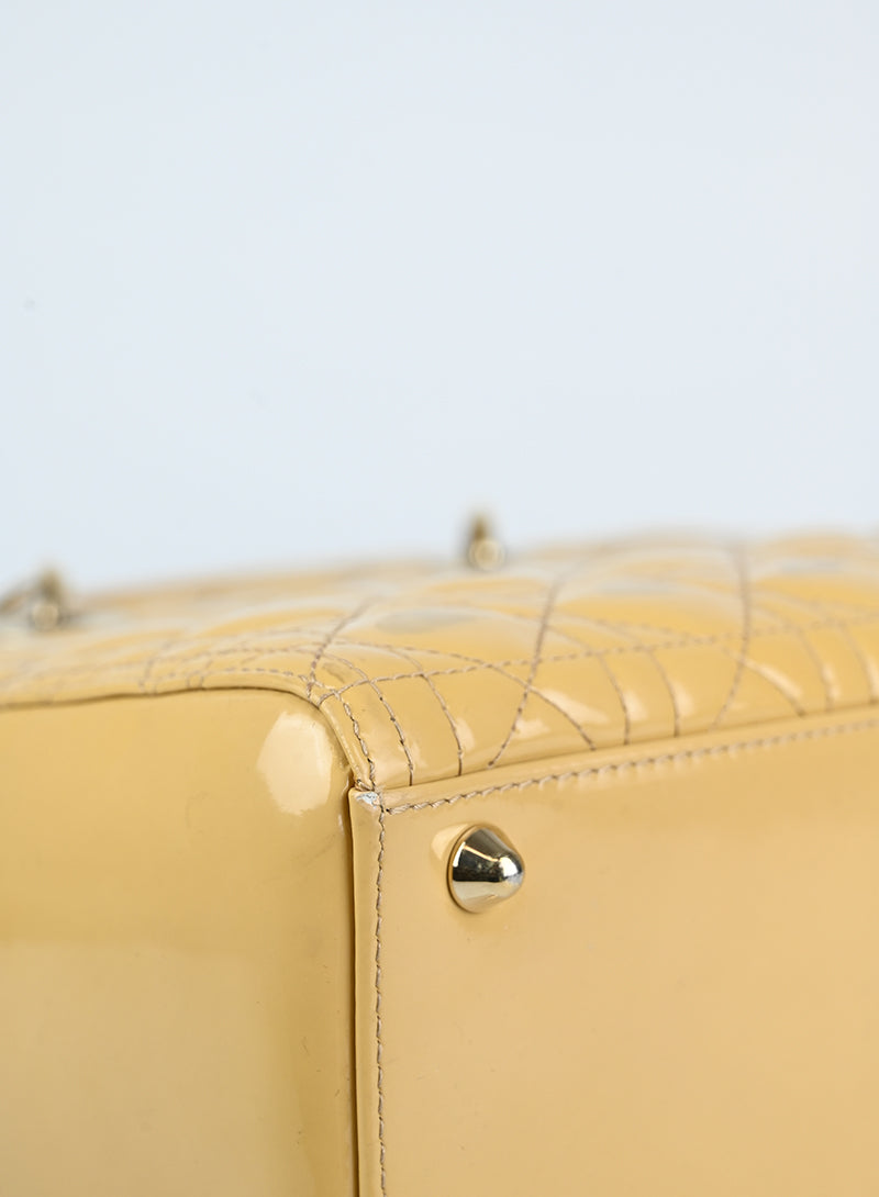 Dior Borsa Lady Dior Large in vernice beige