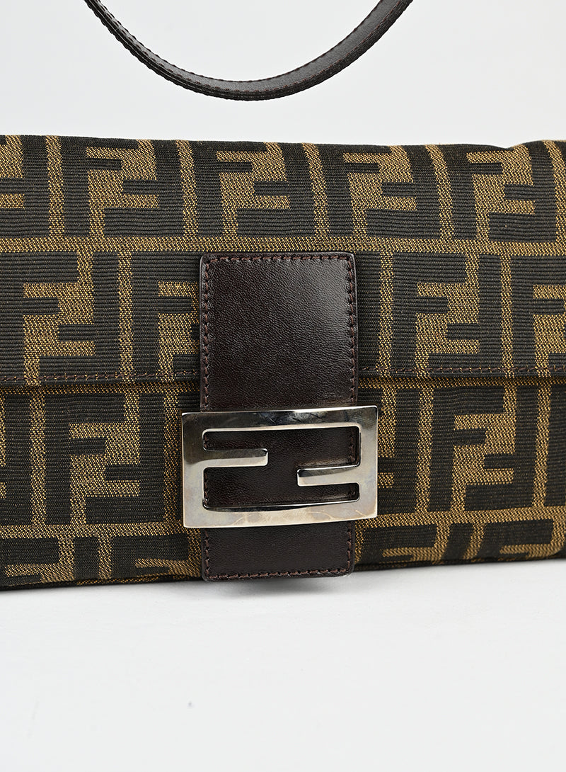 Fendi Baguette in tessuto Zucca FF