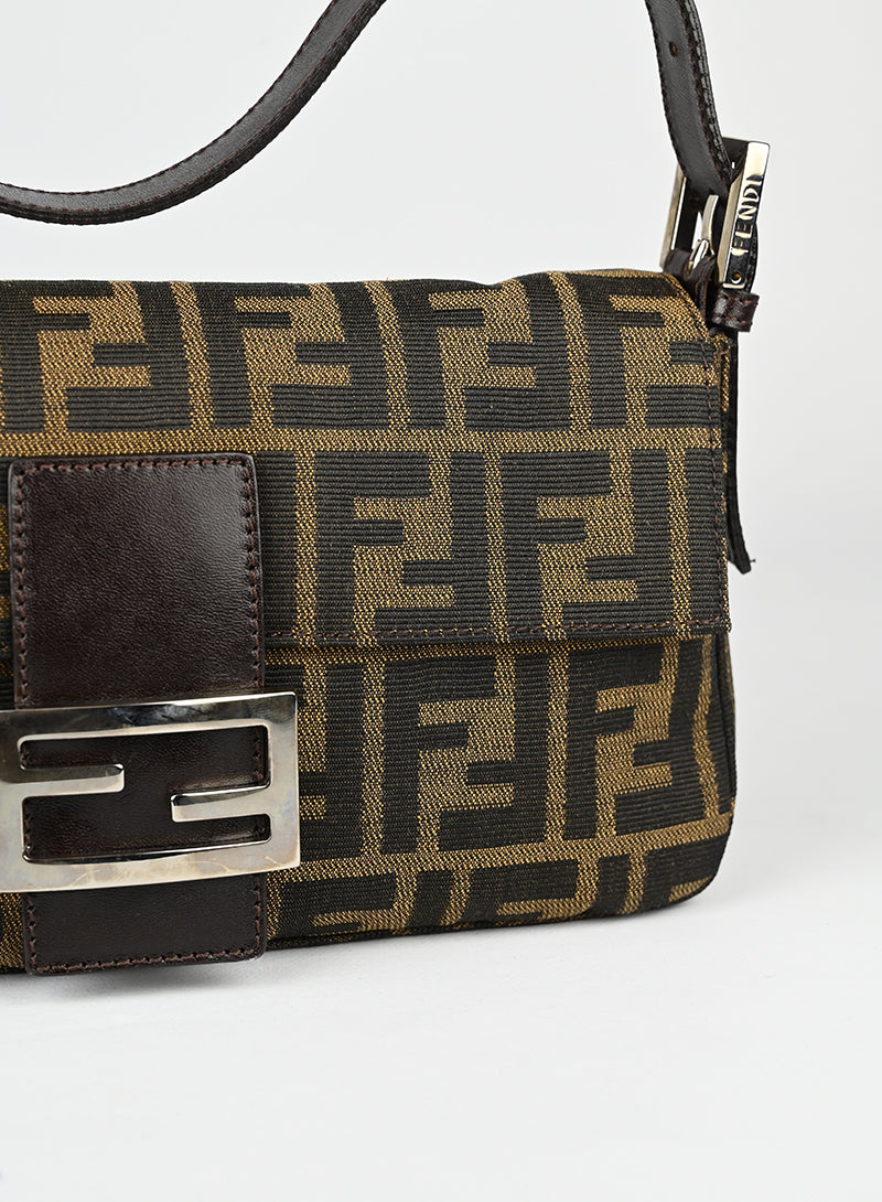 Fendi Baguette in tessuto Zucca FF