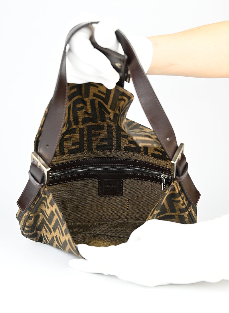 Fendi Baguette in tessuto Zucca FF