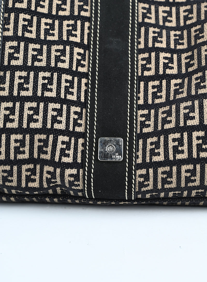 Fendi Borsa Trapeze Zucca in canvas