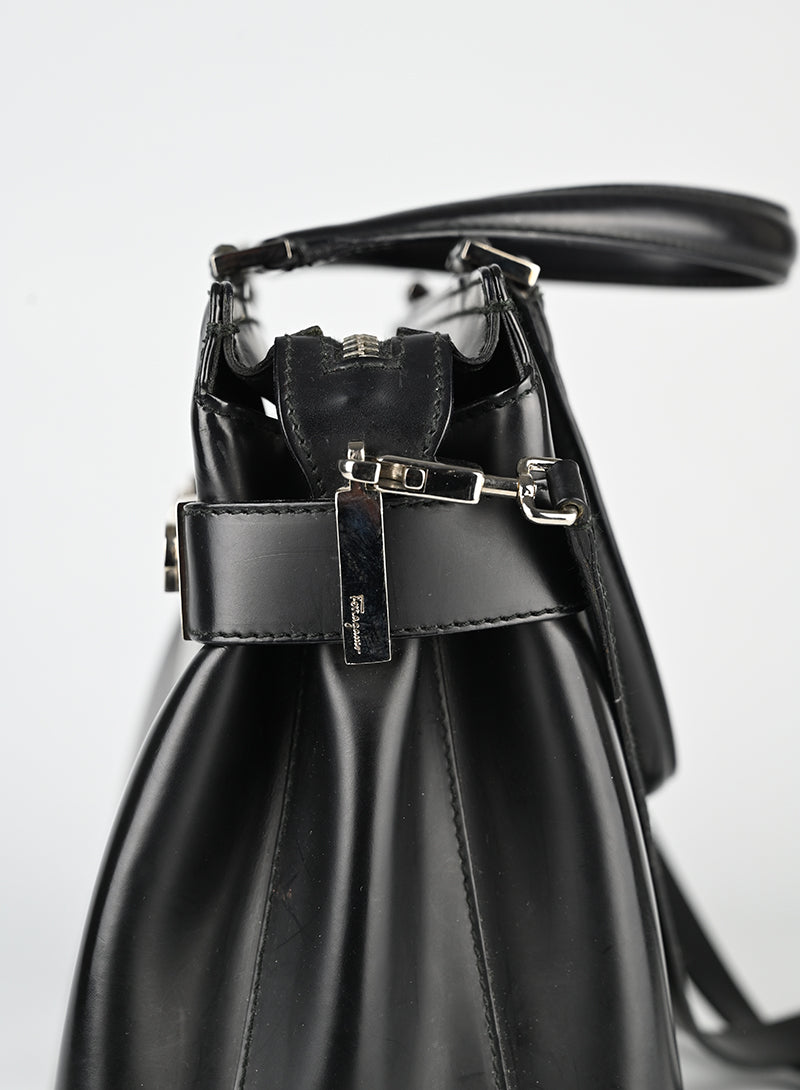 Ferragamo Borsa in pelle nera