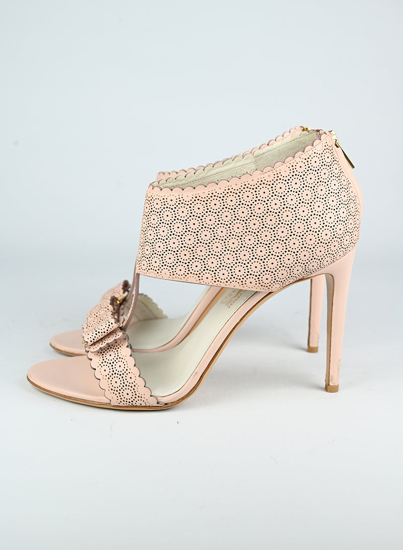 Ferragamo Sandali in pelle rosa cipria - N. 39