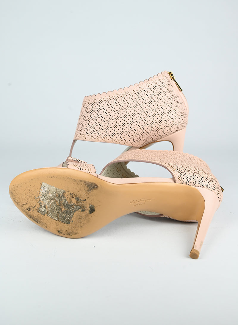 Ferragamo Sandali in pelle rosa cipria - N. 39