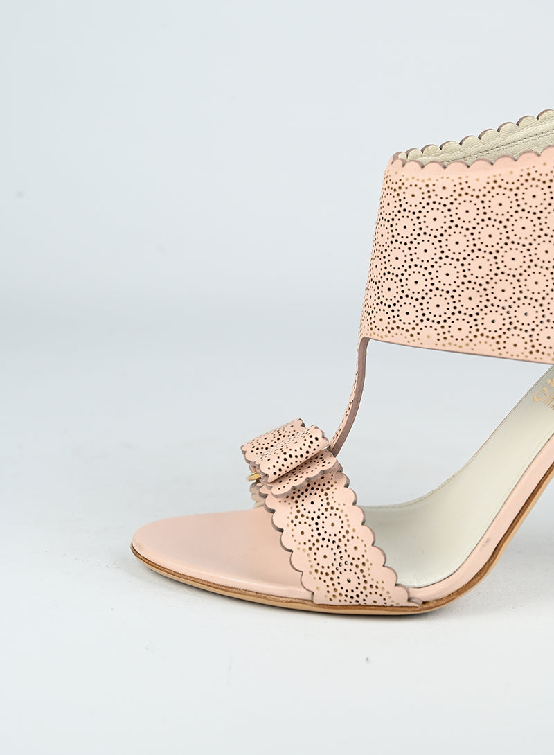 Ferragamo Sandali in pelle rosa cipria - N. 39