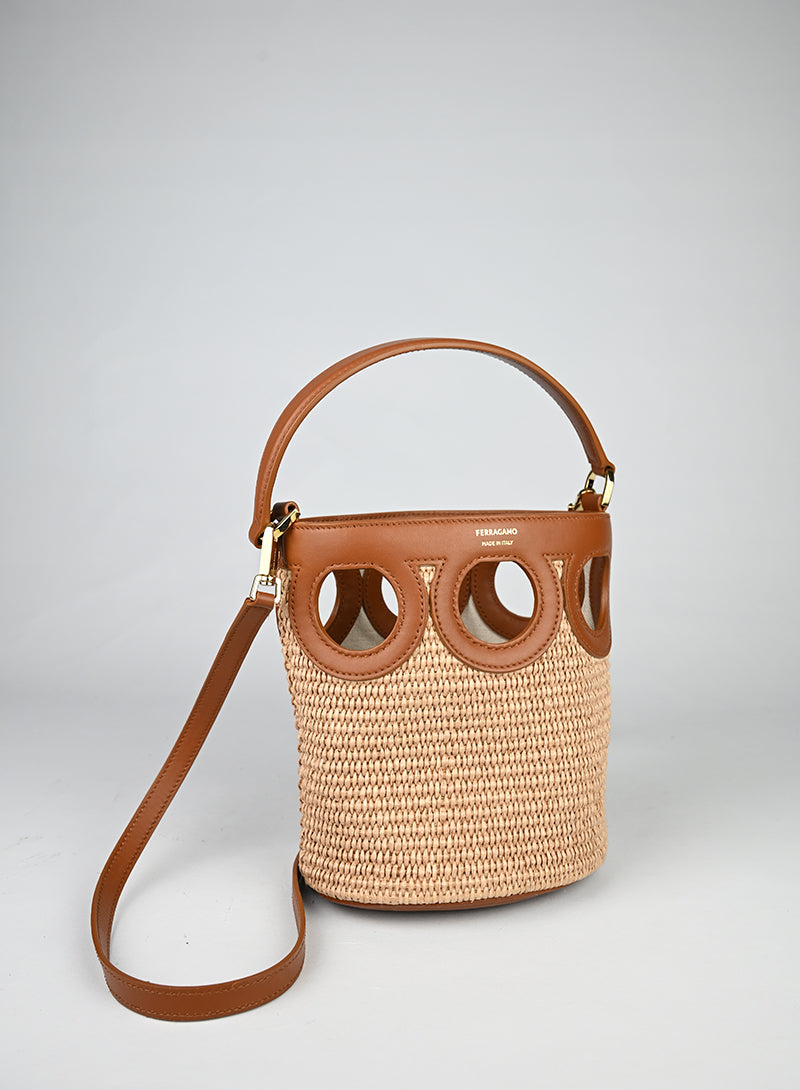 Ferragamo Gancini XS Rafia Cognac