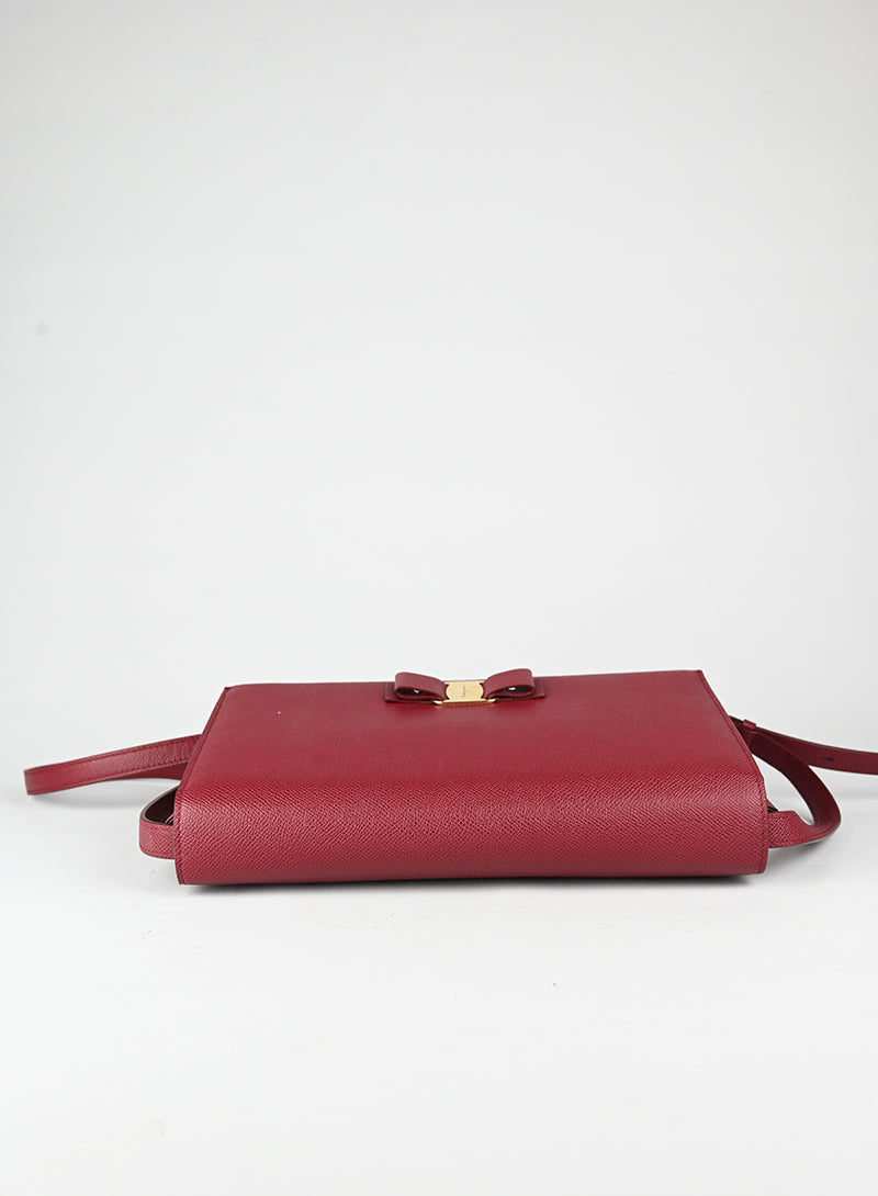 Ferragamo Borsa New Ginny in pelle bordeaux