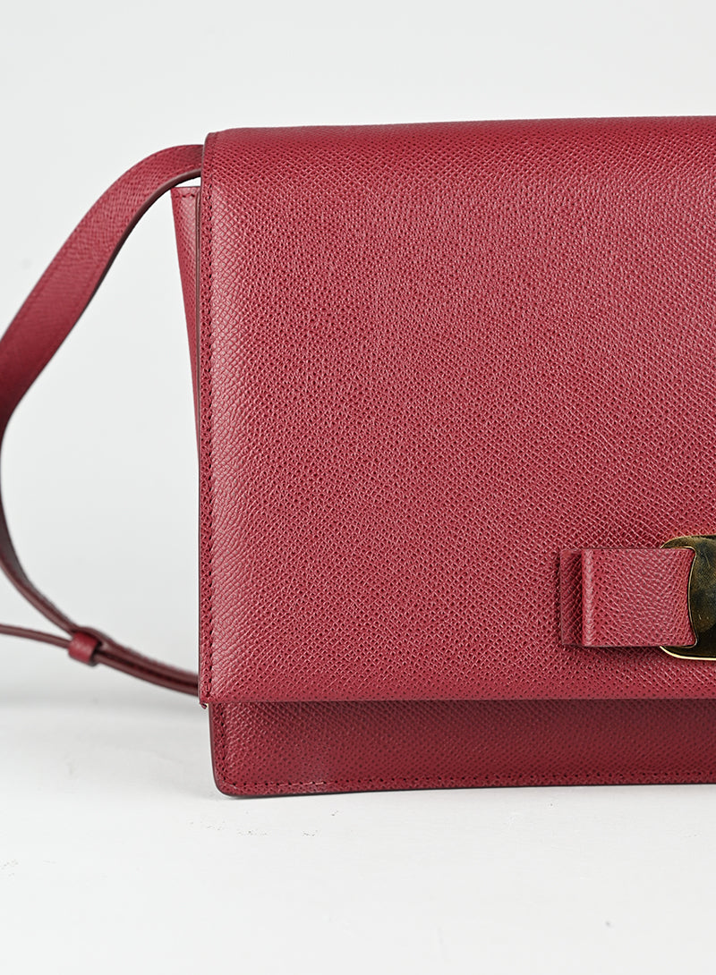 Ferragamo Borsa New Ginny in pelle bordeaux