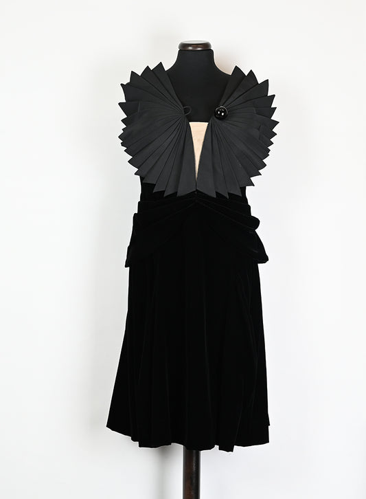 Giorgio Armani Abito in velluto nero - Tg. 44