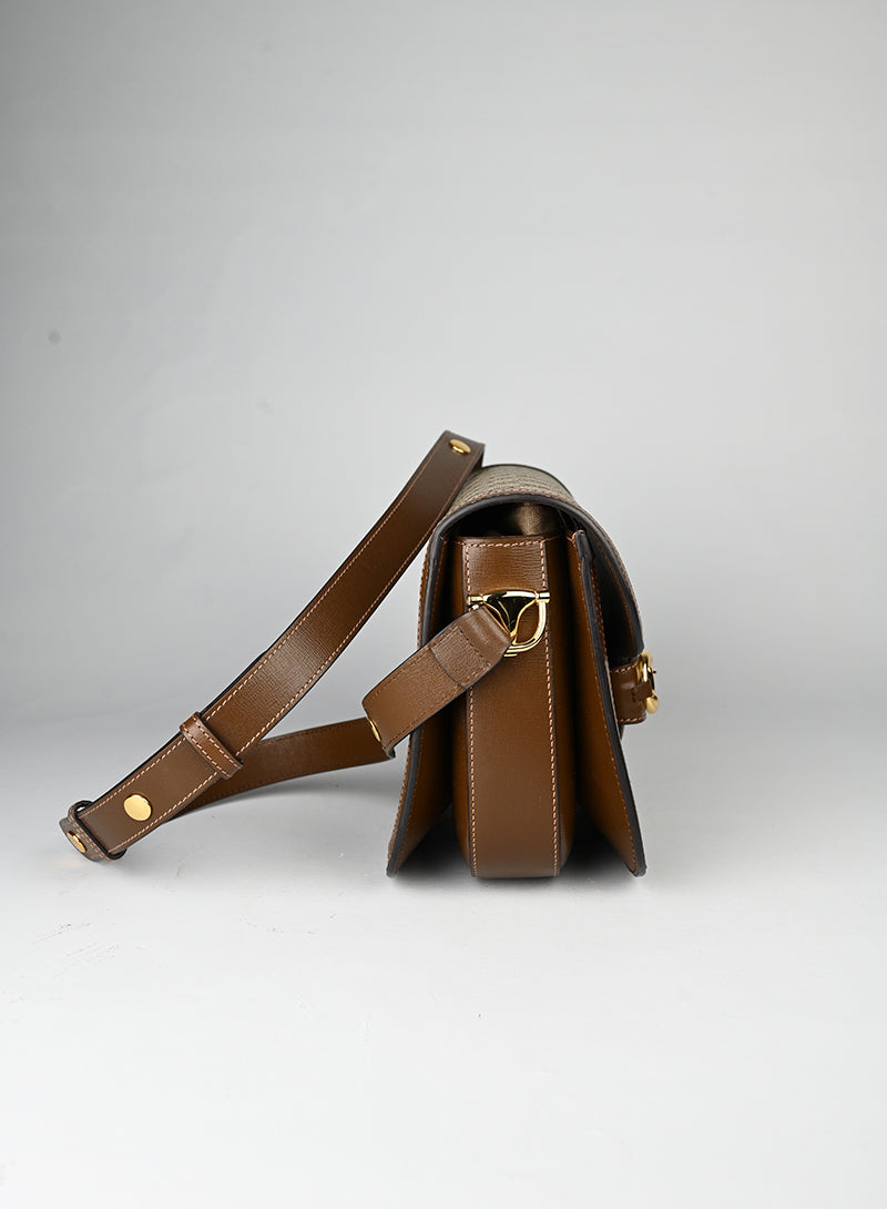 Gucci Borsa Horsebit in Monogram beige