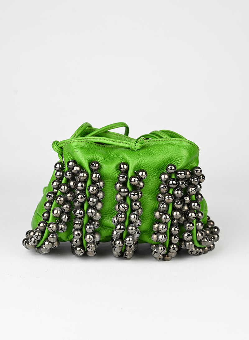 Jamin Puech Borsa in pelle verde con sonagli