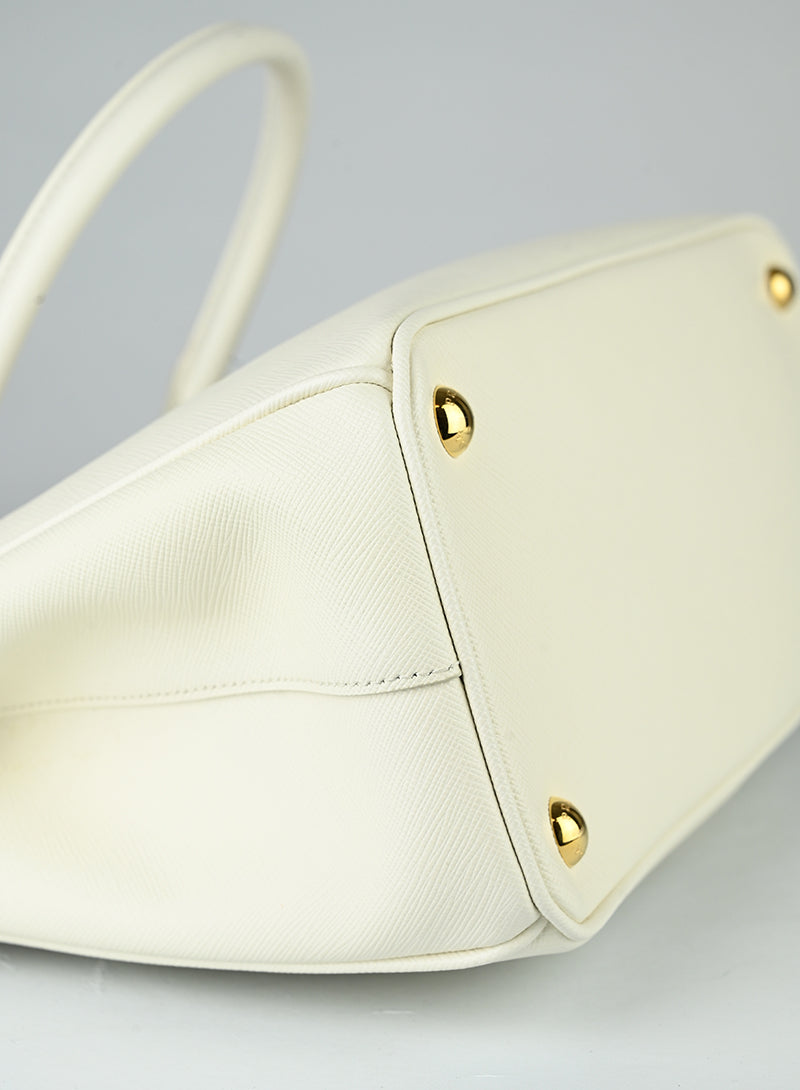 Prada Borsa Galleria Media in pelle bianca