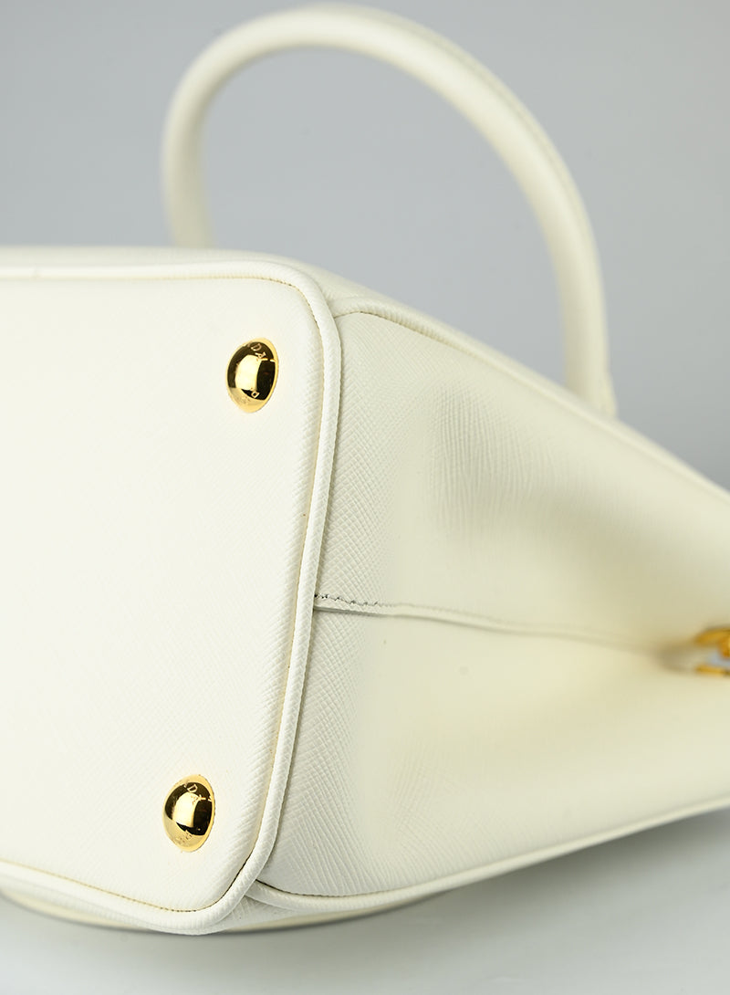 Prada Borsa Galleria Media in pelle bianca