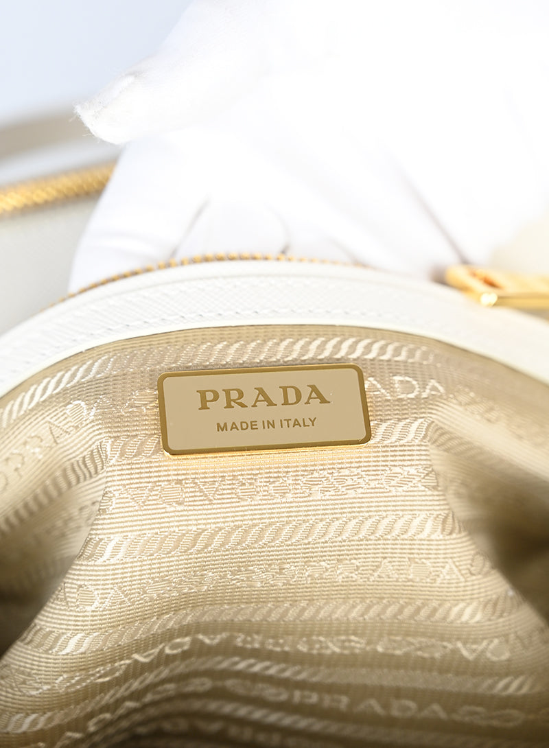 Prada Borsa Galleria Media in pelle bianca