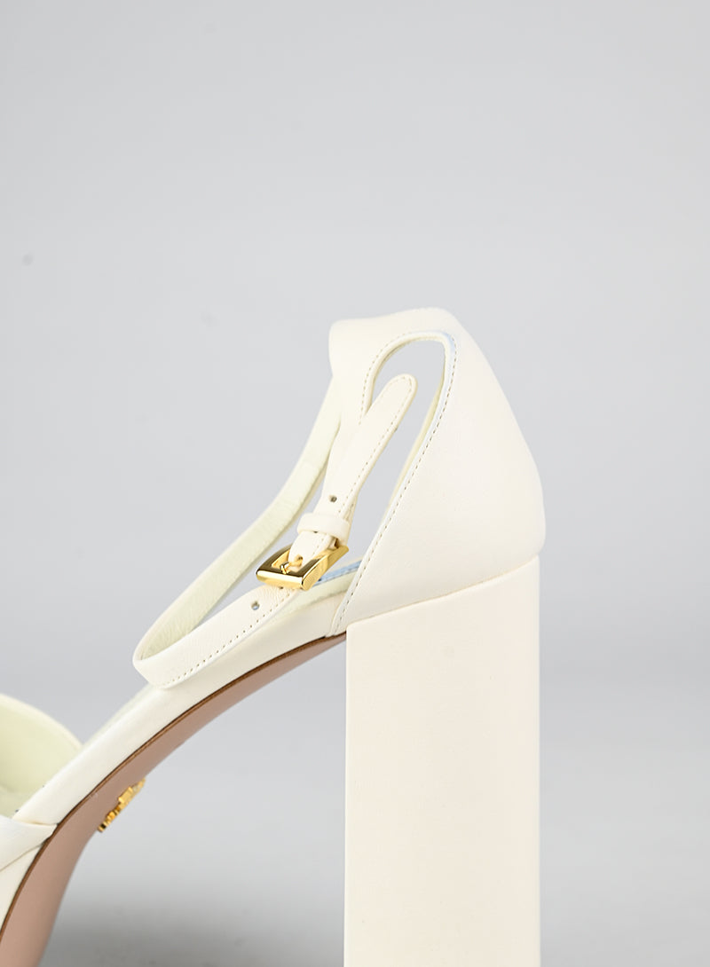 Prada Sandali con plateau in pelle bianca - N. 39 ½