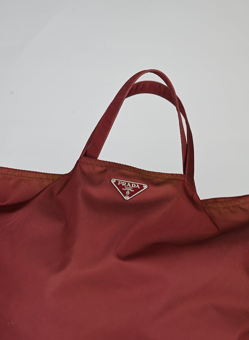 Prada Tote Bag in tela Nylon bordeaux