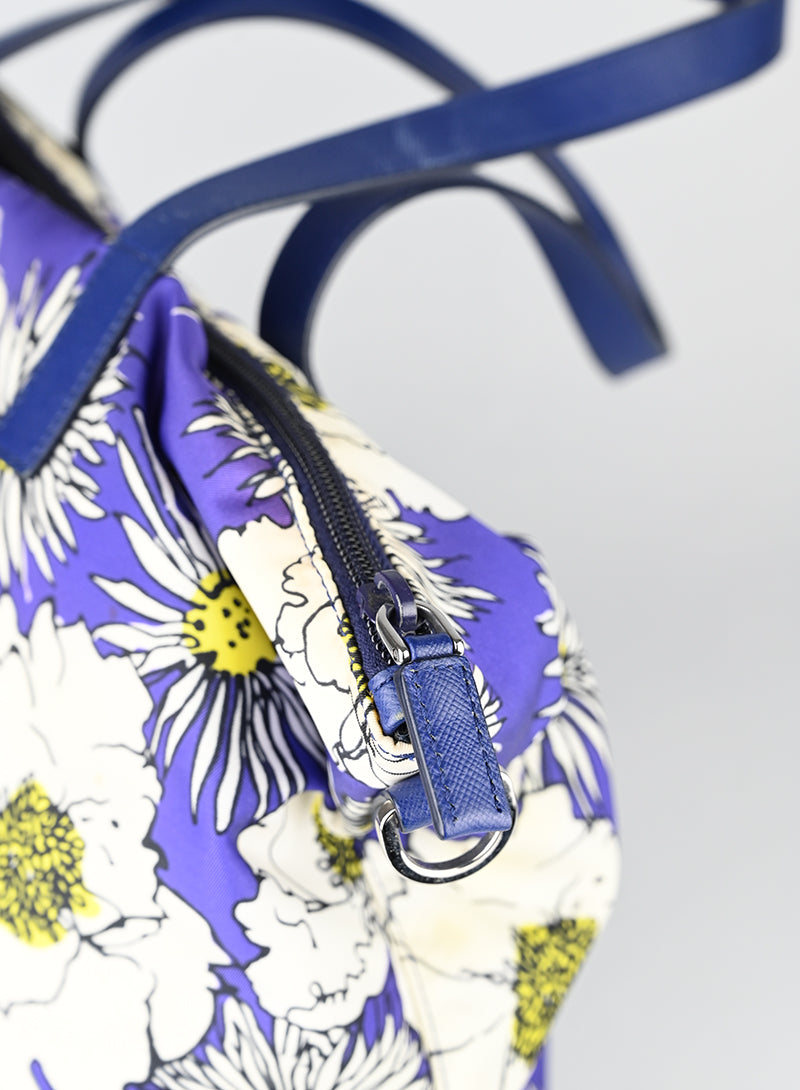 Prada Shopper in Nylon con Margherite