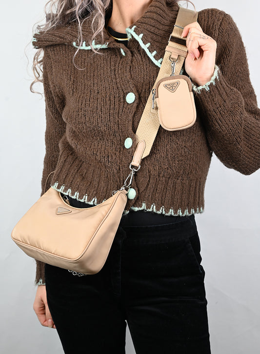 Prada Borsa Re-edition 2005 in nylon beige